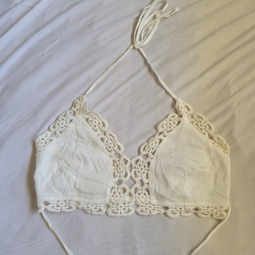 White crop top